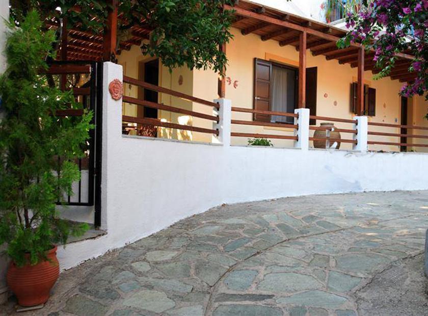 Mirsinia Apartments - Skopelos Loutraki (Skopelos) Exterior photo