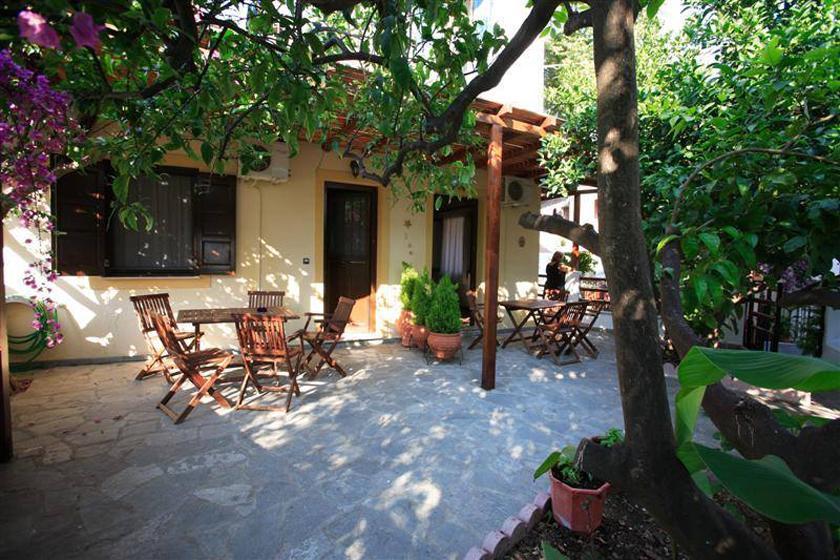 Mirsinia Apartments - Skopelos Loutraki (Skopelos) Exterior photo